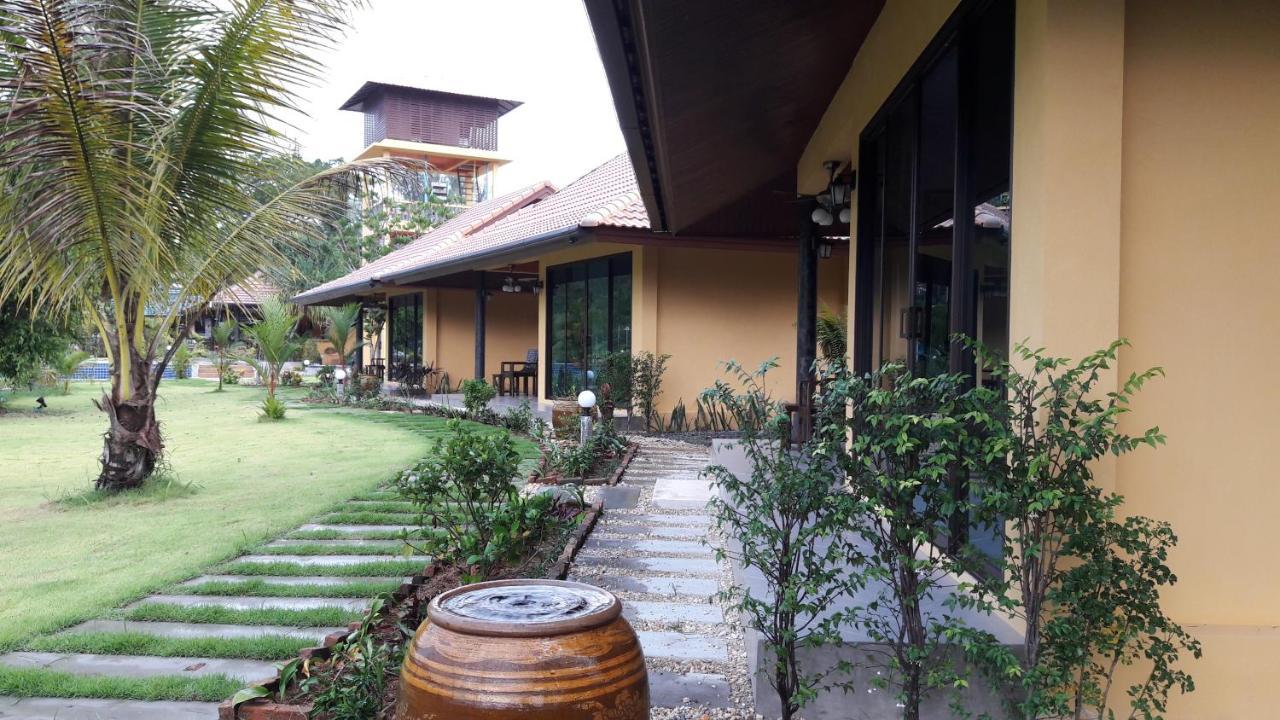 Raintree Bangsak Villa Khao Lak Exterior photo